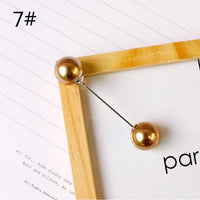 Fashion imitation pearl wild brooch